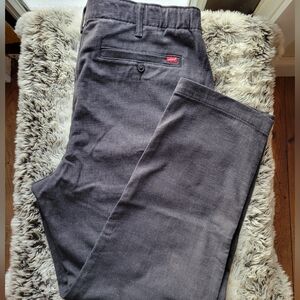 XL Men's Levi's XX Chino EZ pant
